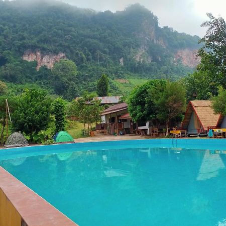 Nongkhiaw Campingsite Swimming Pool Hotel Banphathok Kültér fotó